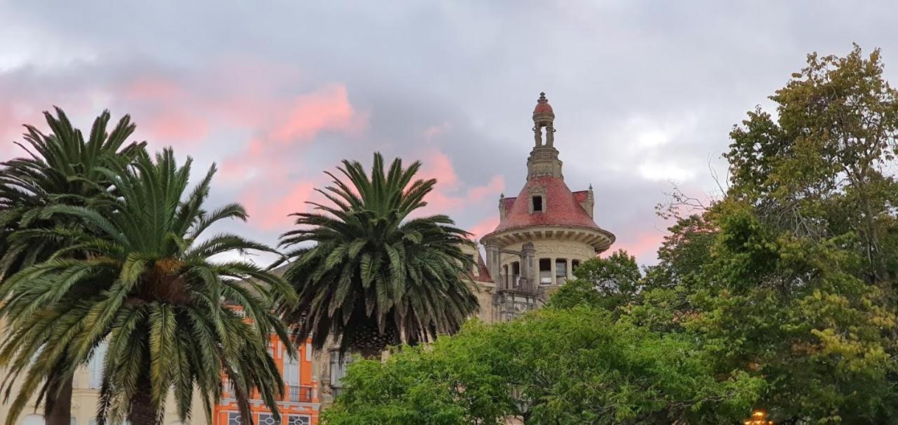 Hotel Mediante Ribadeo Bagian luar foto